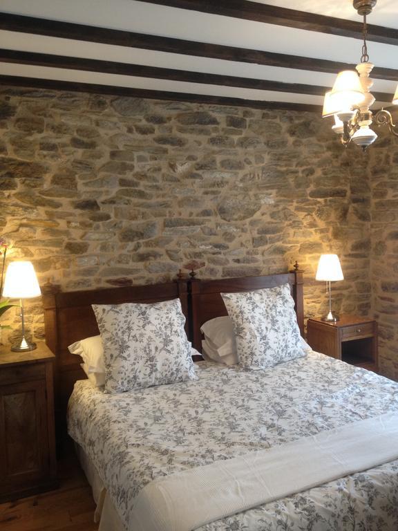Chambres D'Hotes Le Bouleau Goutrens Exteriör bild
